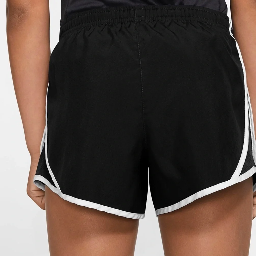Nike Girls' Dry Tempo Running Shorts girls medium